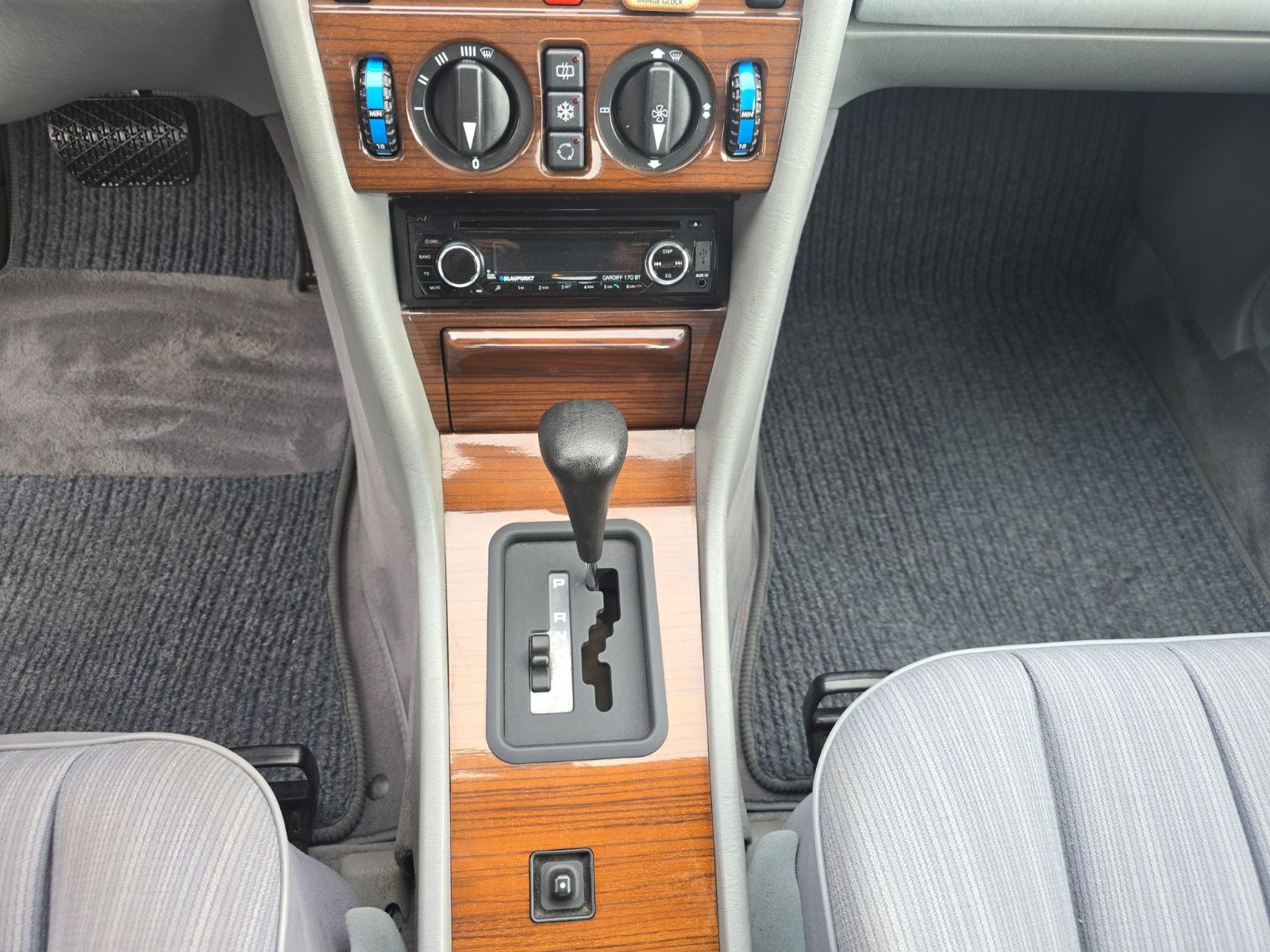 Fahrzeugabbildung Mercedes-Benz Automatik H Zulassung Nur 9 Tsd KM 1 A Zustand