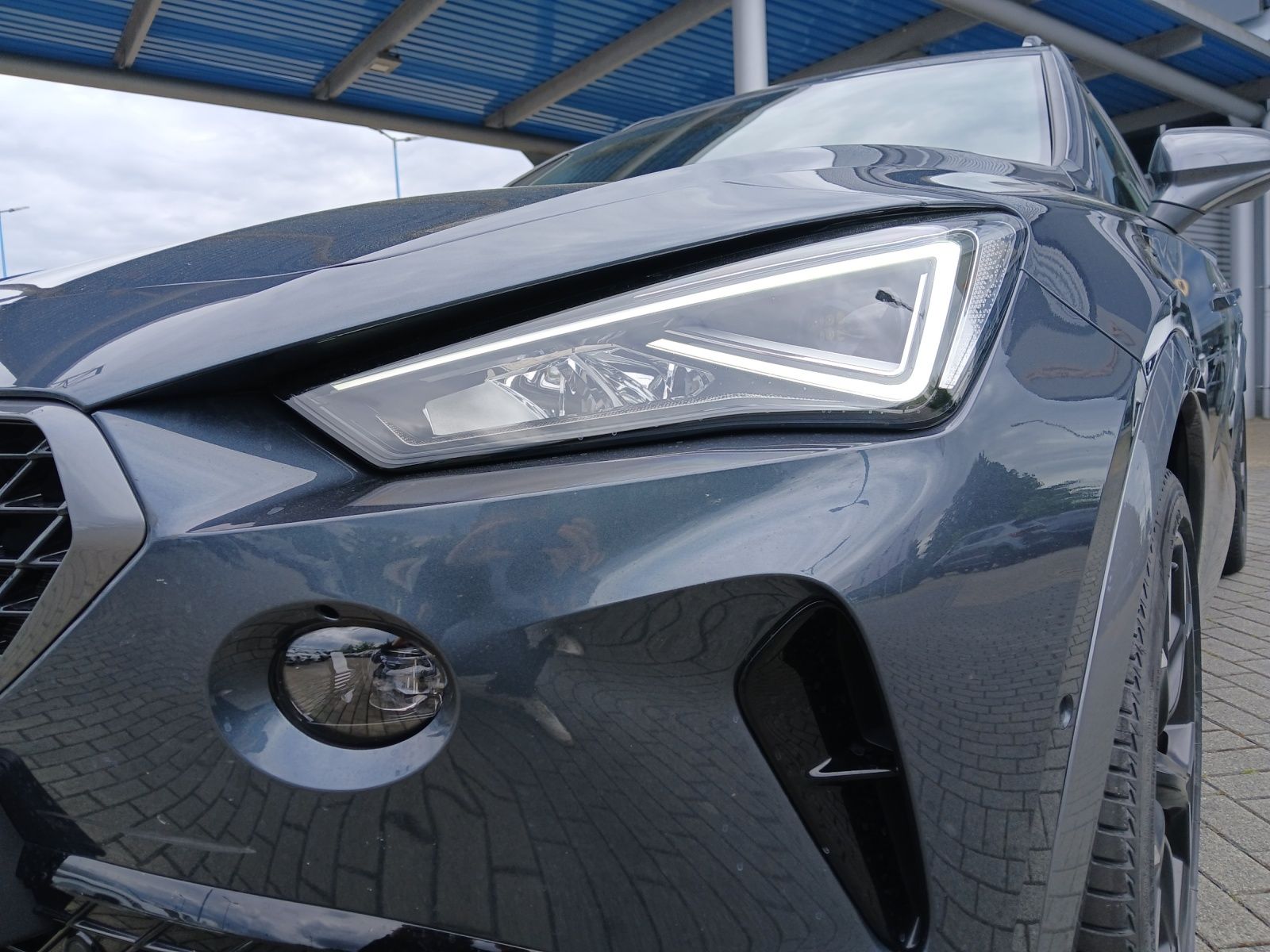 Fahrzeugabbildung CUPRA Formentor VZ e-HYBRID DSG LED ACC NAVI RFK SH 19