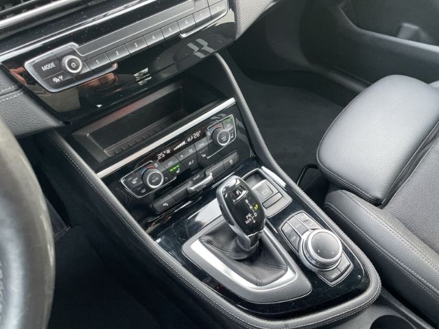 Fahrzeugabbildung BMW 220 Active Tourer i M Sport Autom. Navi, Rückfah