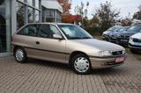 Opel Astra F 1.6 Comfort Schiebedach 1.HAND HU/AU NEU - Opel Astra Comfort mit Benzin-Antrieb