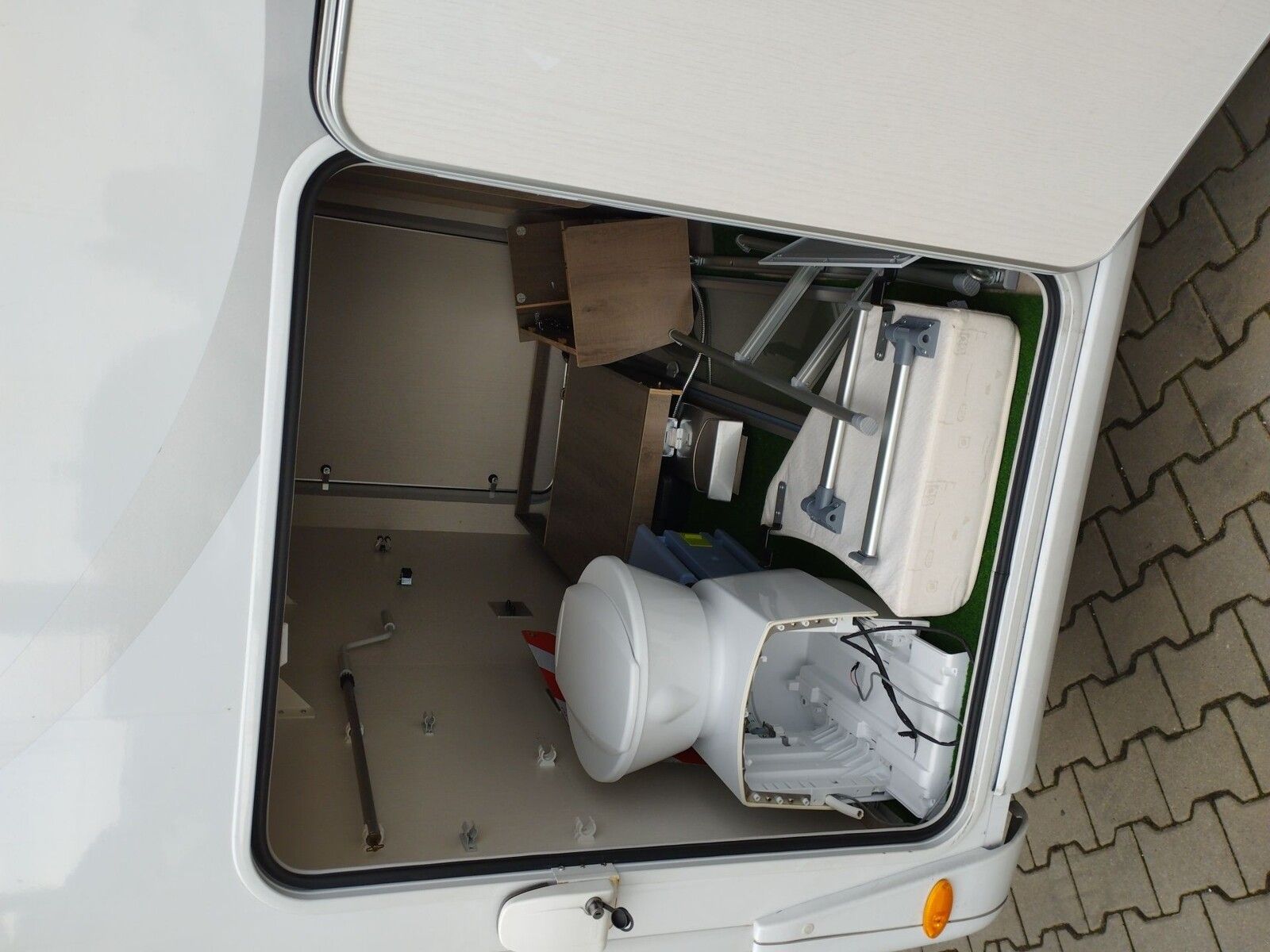 Fahrzeugabbildung Mooveo Tei 74 EB