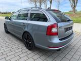 Skoda Octavia Combi RS AUTOMATIK - Skoda Octavia aus 2012: RS