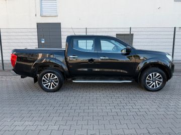 Nissan Navara - 2