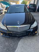 Mercedes-Benz 220 - Mercedes-Benz 220 aus 2011