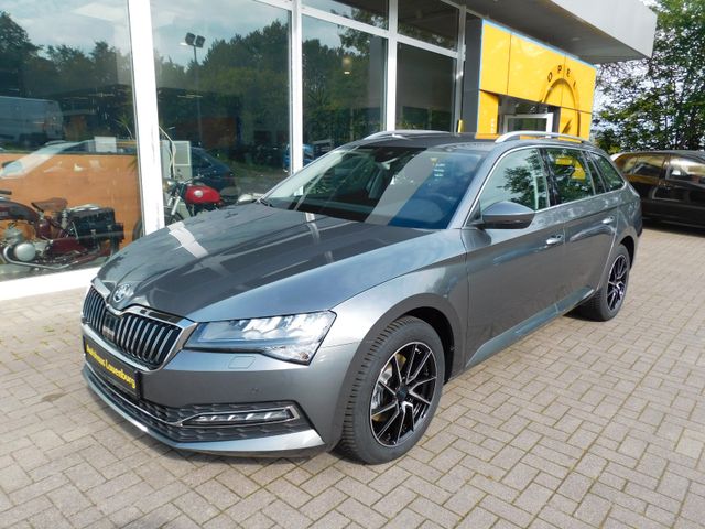 Skoda Superb Combi/Automatik/Navi/RFK/SHZ/LED/ACC