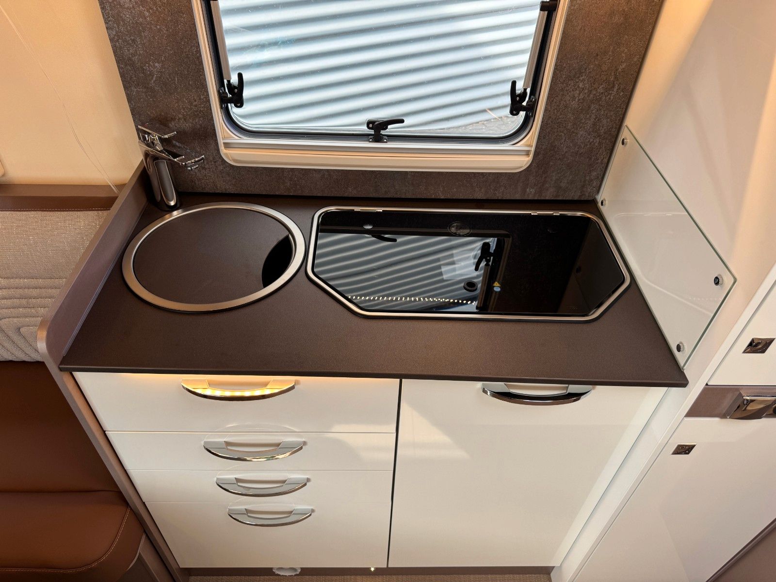 Fahrzeugabbildung Bürstner Lyseo TD 644 G Harmony Line  SIE SPAREN 20.983€!