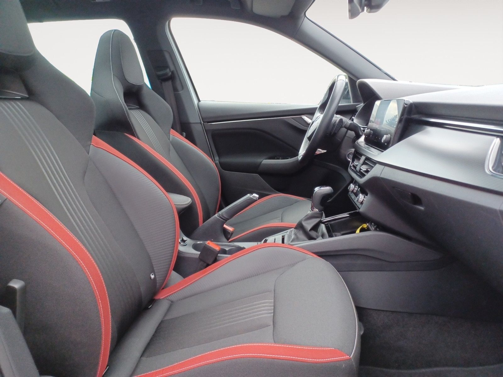 Fahrzeugabbildung SKODA Kamiq 1.0 TSI DSG Monte Carlo Rückfahrkamera
