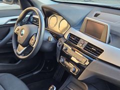 Fahrzeugabbildung X1 sDrive 18 i Advantage 1.HAND