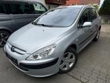 Peugeot 307 Premium 135 Automatic - Peugeot 307: Premium