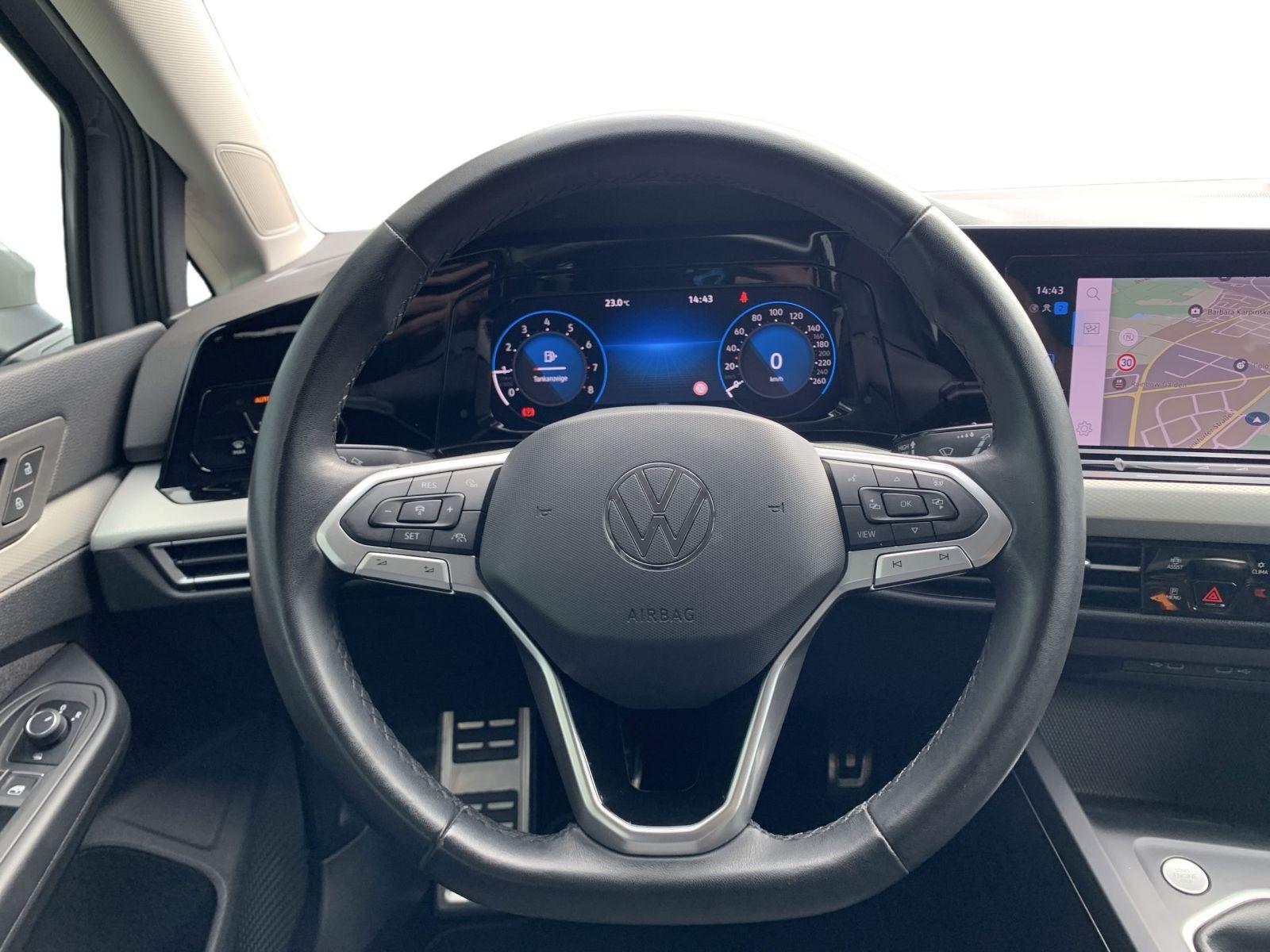 Volkswagen Golf VIII MOVE 1.0 TSI +LED+APP+DCP+KAMERA+NAVI+, миниатюра 12