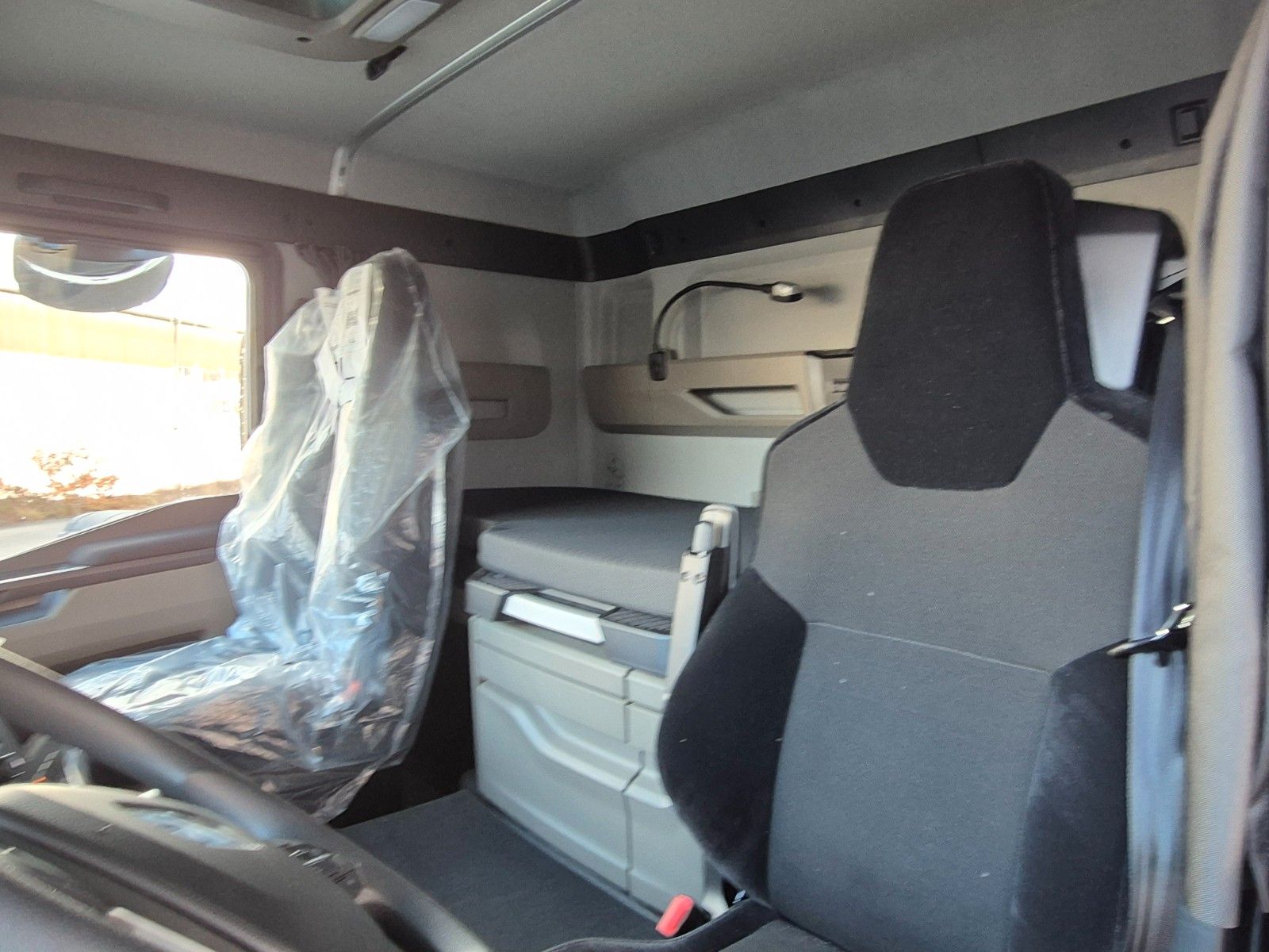 Fahrzeugabbildung MAN TGS 26.470 6x2-4 LL Baustoff Palfinger PK20.501L