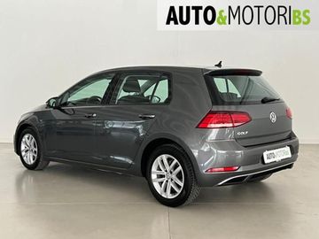 Volkswagen Golf - 6
