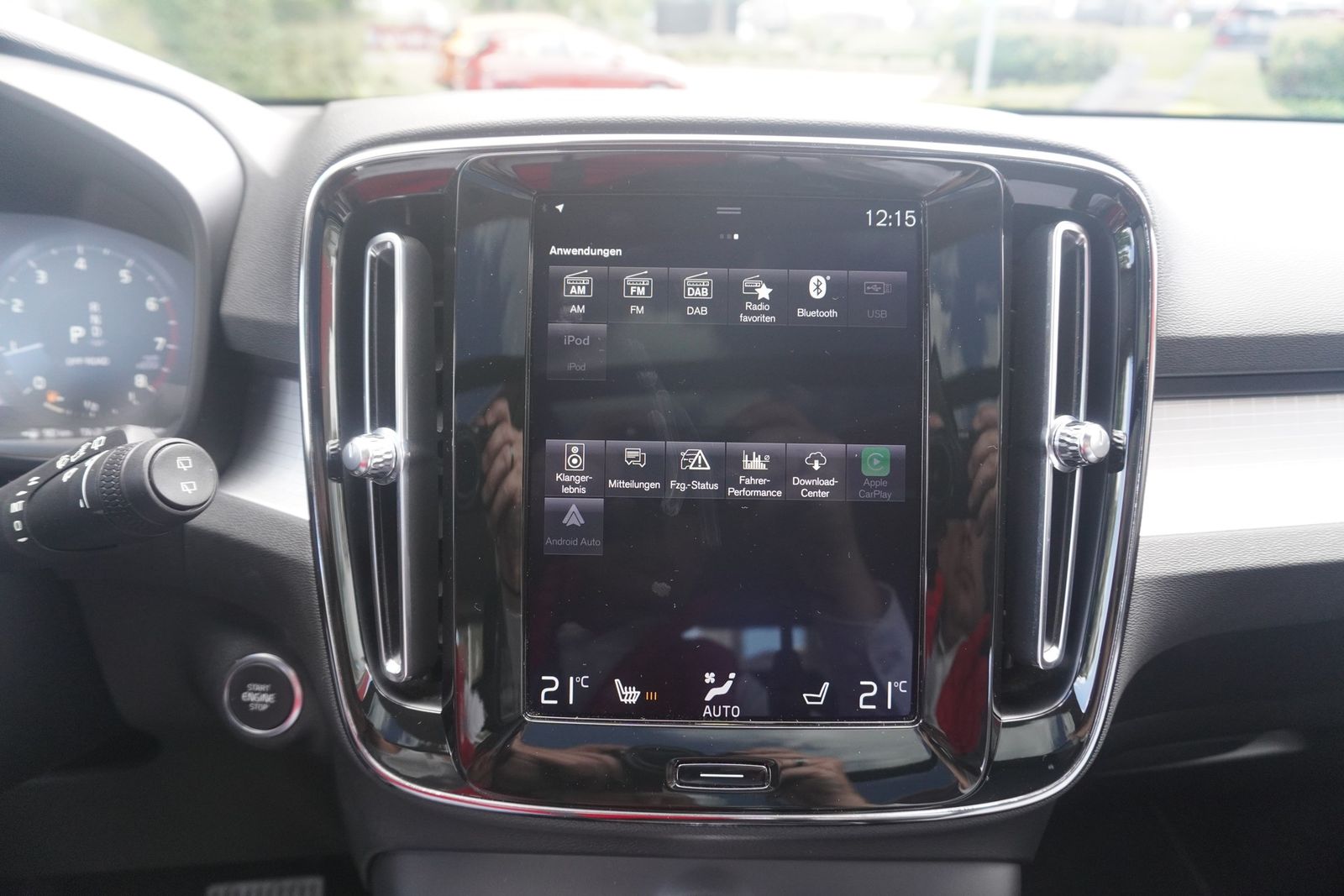 Volvo XC40 2.0 Momentum AWD Aut LED 360° Panorama Navi foto 15