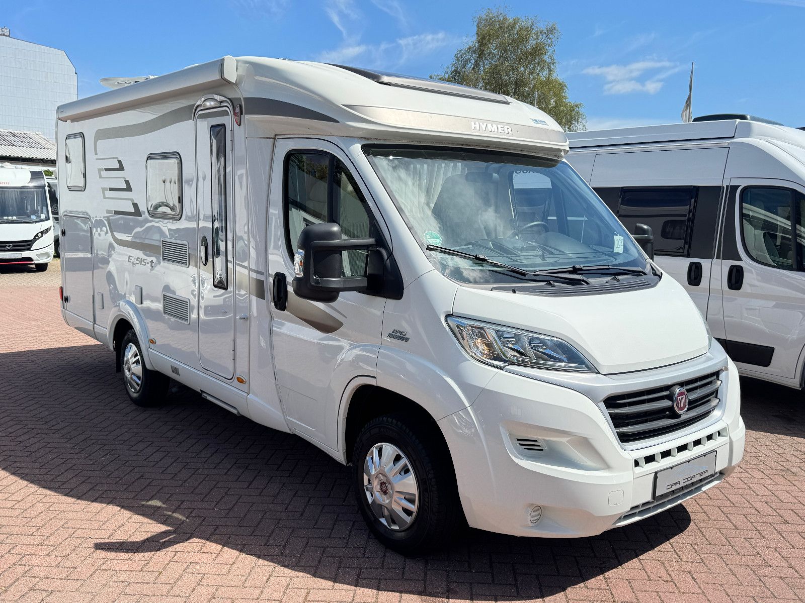 Fahrzeugabbildung HYMER / ERIBA / HYMERCAR EXSIS-T 474 EB FIAT DUCATO 1.HAND SAT TV MARKISE