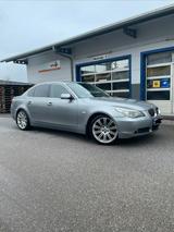 BMW 523i Baujahr 2006 Tüv 2027 Mai - BMW 523 in Stuttgart