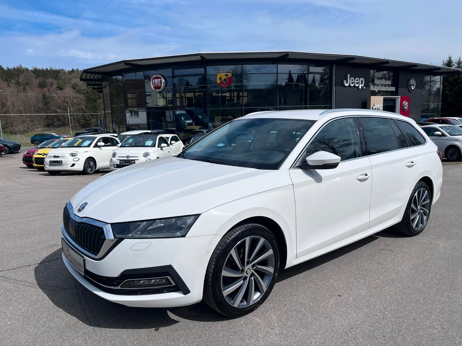 Fahrzeugabbildung SKODA Octavia Combi Style elekt. Sitze virtual  uvm.