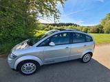Audi A2 - Audi A2: mit Anhängerkupplung