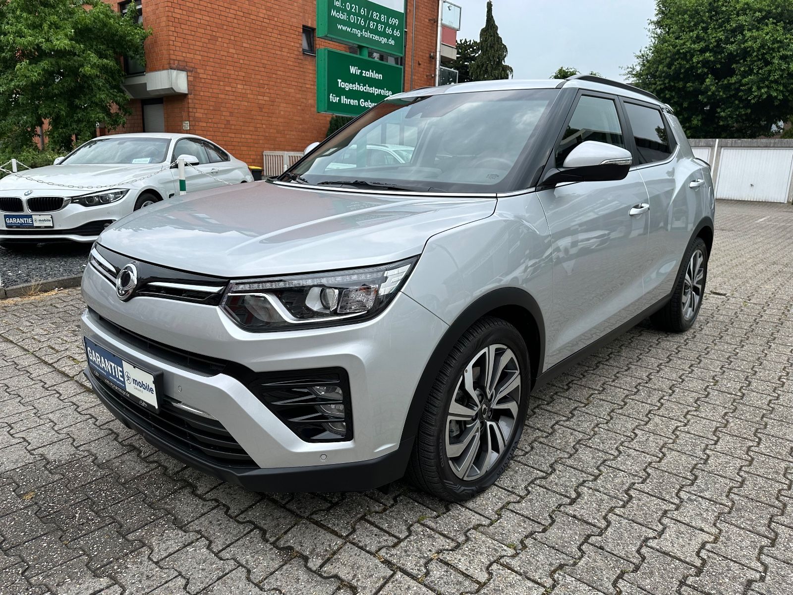 Fahrzeugabbildung Ssangyong Tivoli 1.5 T-GDi Onyx LEDER NAVI AHK