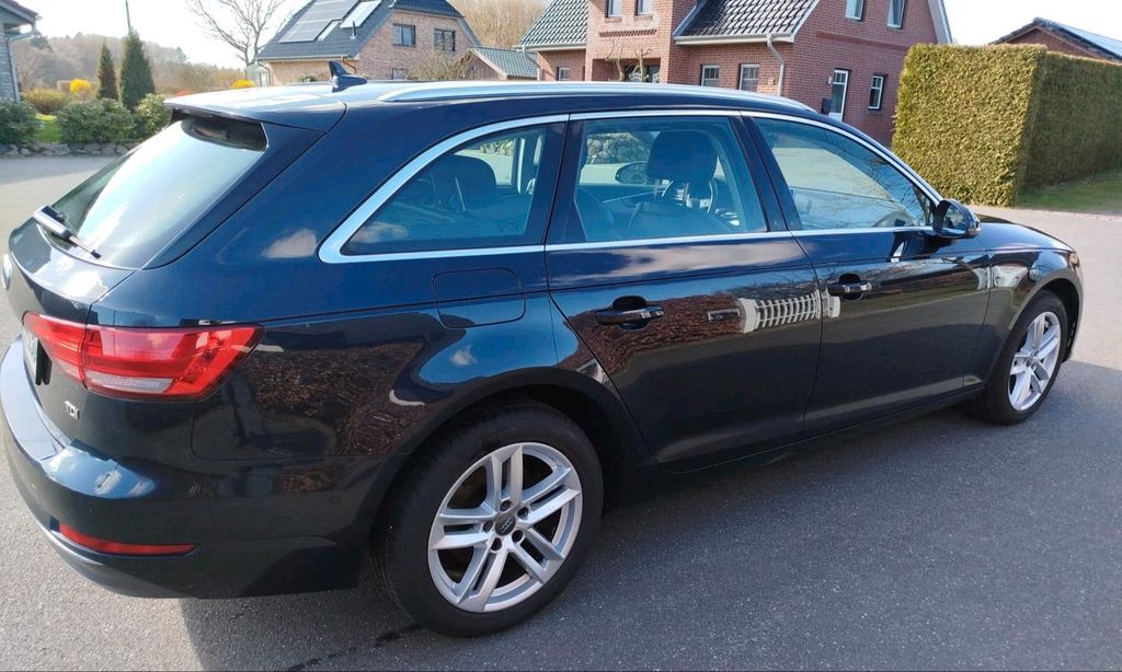 Image of Audi A4