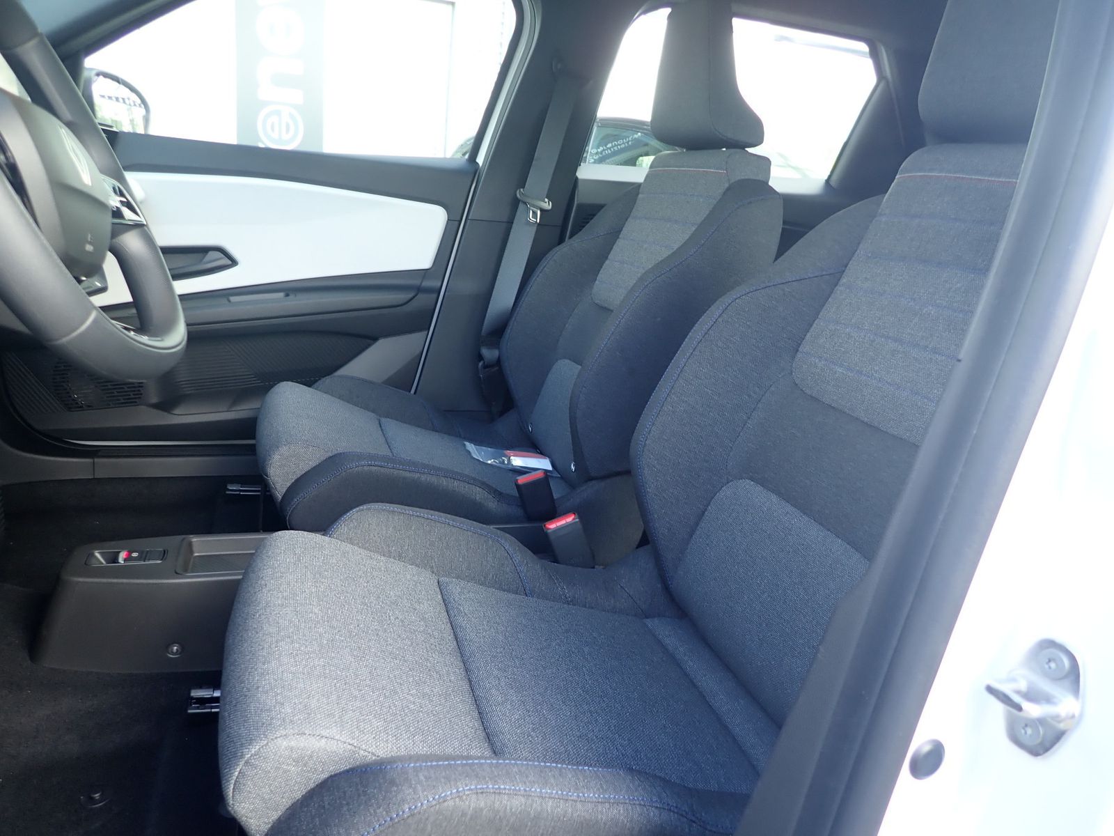 Fahrzeugabbildung Renault R 5 E-Tech elektrisch Evolution 150 Comfort Rang