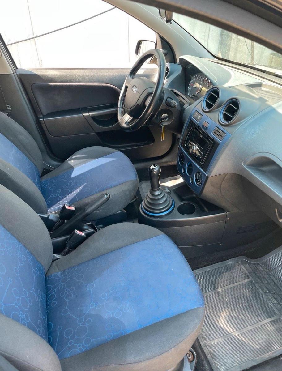 Ford Fiesta 2007 — photo 11