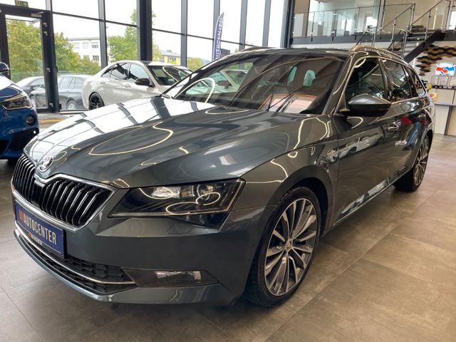 Skoda Superb Combi L&K *PANO*ACC*AHK*LEDER*NAVI*BI-XEN