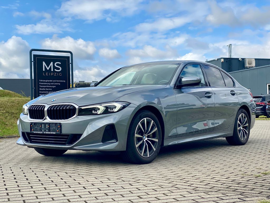 Image of BMW 330