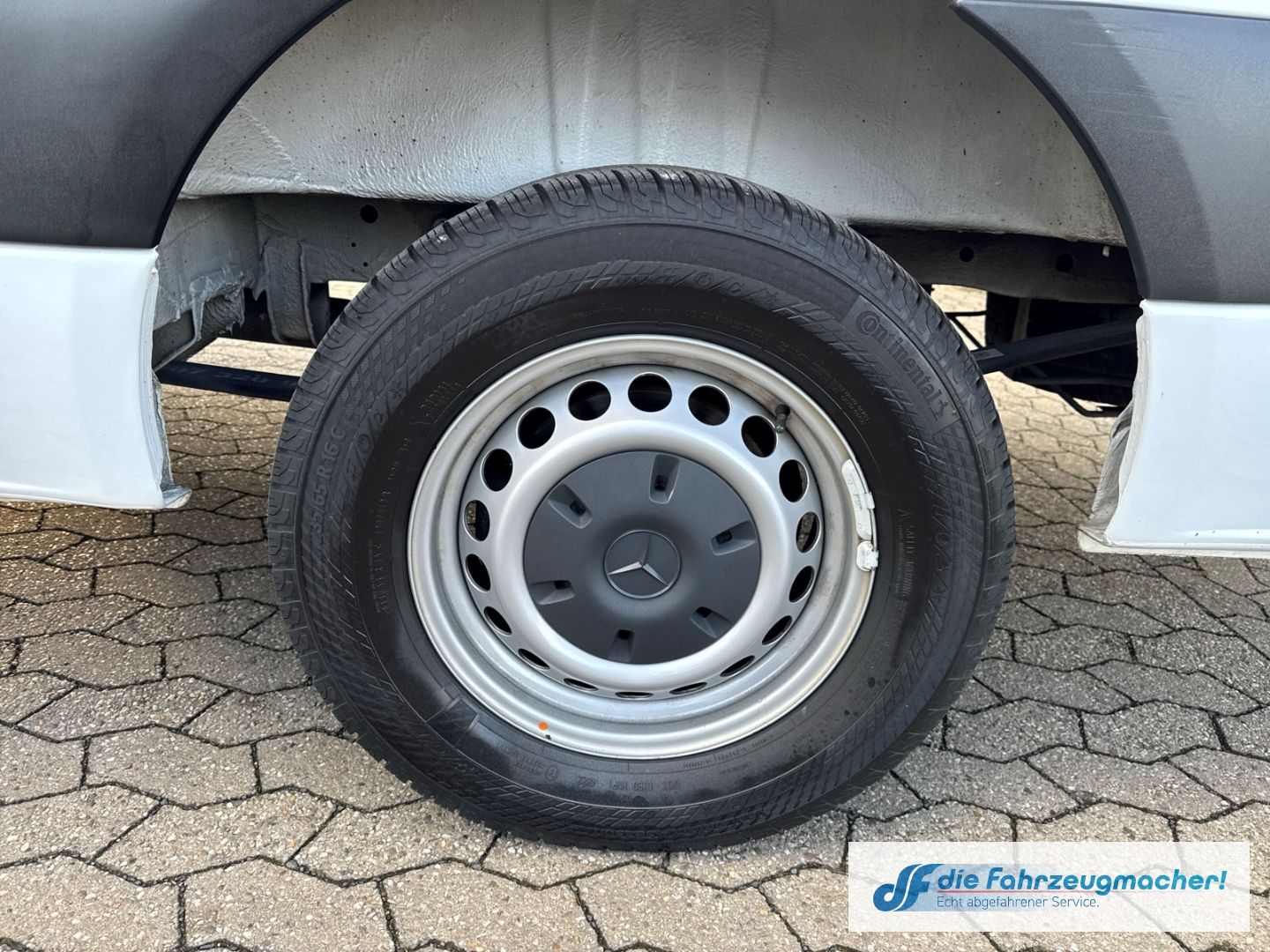 Fahrzeugabbildung Mercedes-Benz Sprinter III Kasten RWD AWD 317 CDI L3 L4 AHK D