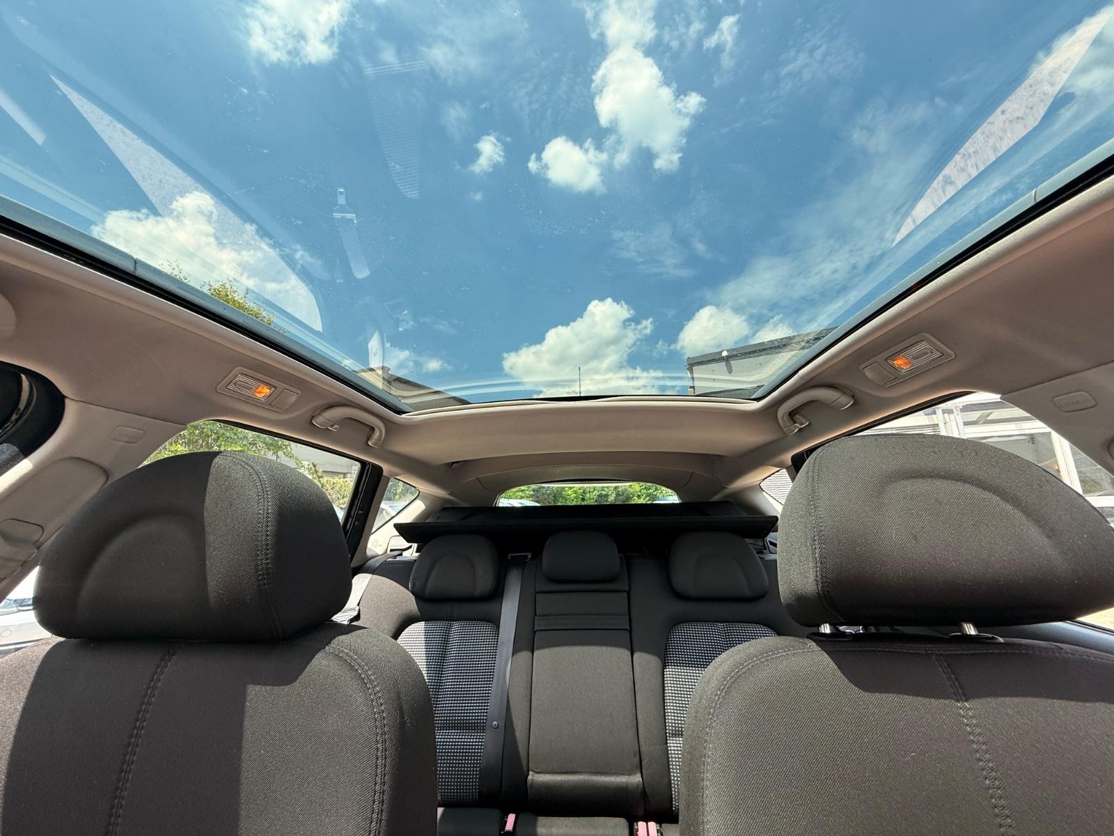 Peugeot 407 2010 — photo 20