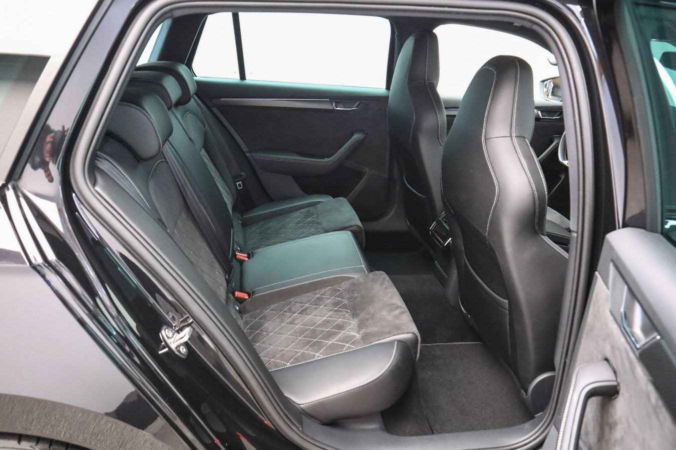 Skoda Superb - Bild 14
