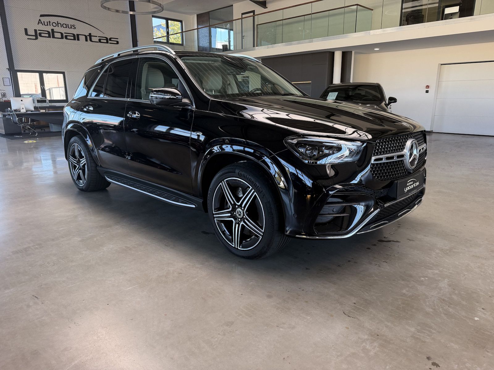 Mercedes-Benz GLE 350 de 4M AMG Pano AIRMATIC AHK Leder - beig imagem 3