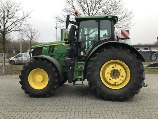 John Deere 6R 250