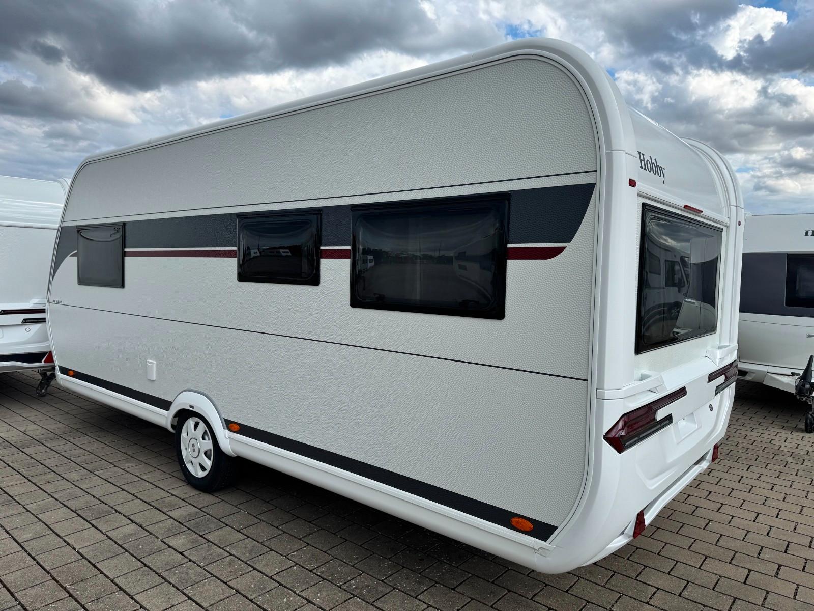 Hobby 540 UL De Luxe, Mod. 2027, Auflastung, Rollrost