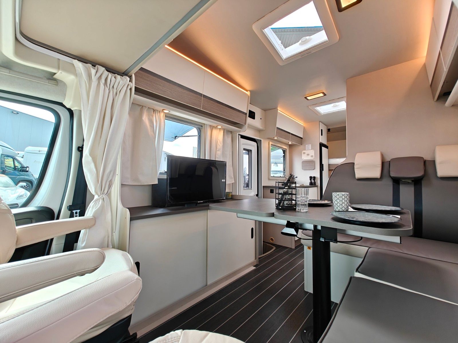 Fahrzeugabbildung XGO Dynamic 39 Lounge 2025 AUTOMATIK HERBST DEALS