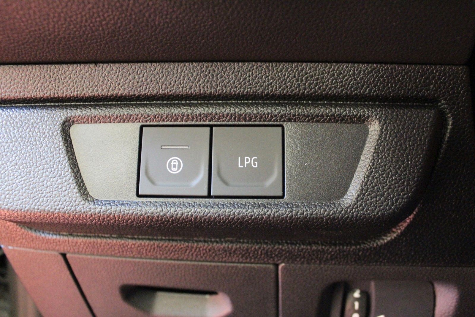 Fahrzeugabbildung Dacia Sandero Expression ECO-G 120 *Sitzhz*LPG*Kamera