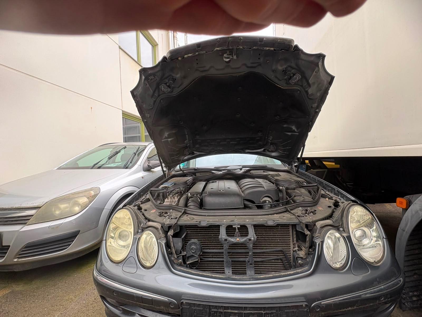 Mercedes-Benz E 220 E -Klasse T-Modell E 220 T CDI