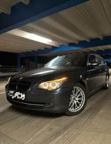 BMW Top BMW E61 520d LCI Touring - BMW 520: 520d E61