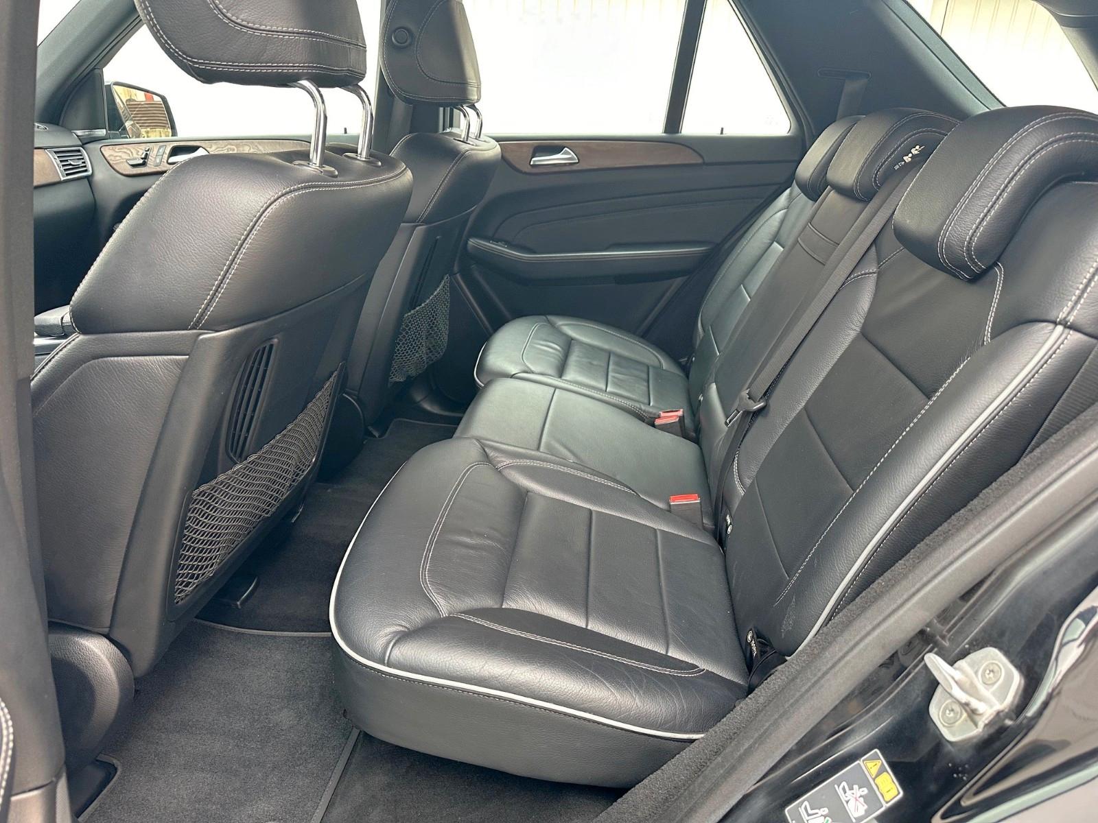 Mercedes-Benz ML 350 *AMG*AHK*XENON*SSD*1 HAND*