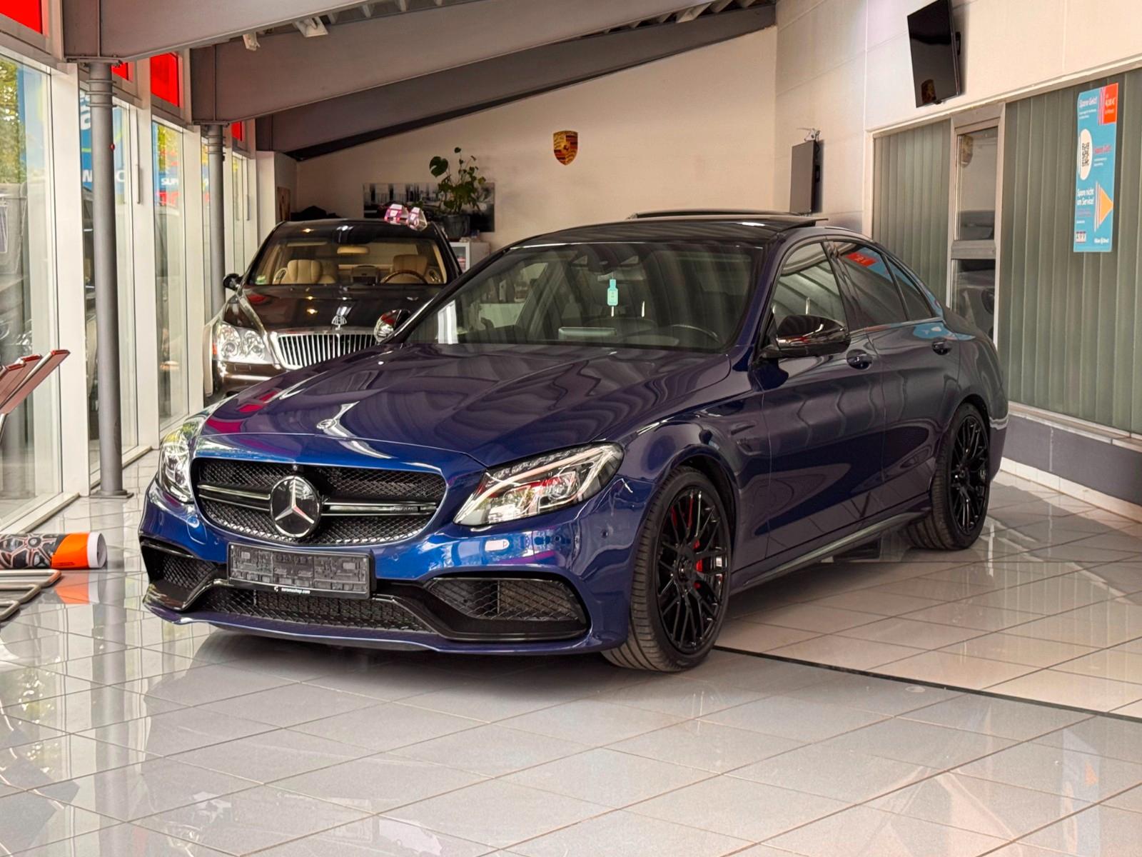 Mercedes-Benz C 63  AMG Pano/360°/Hud/Night