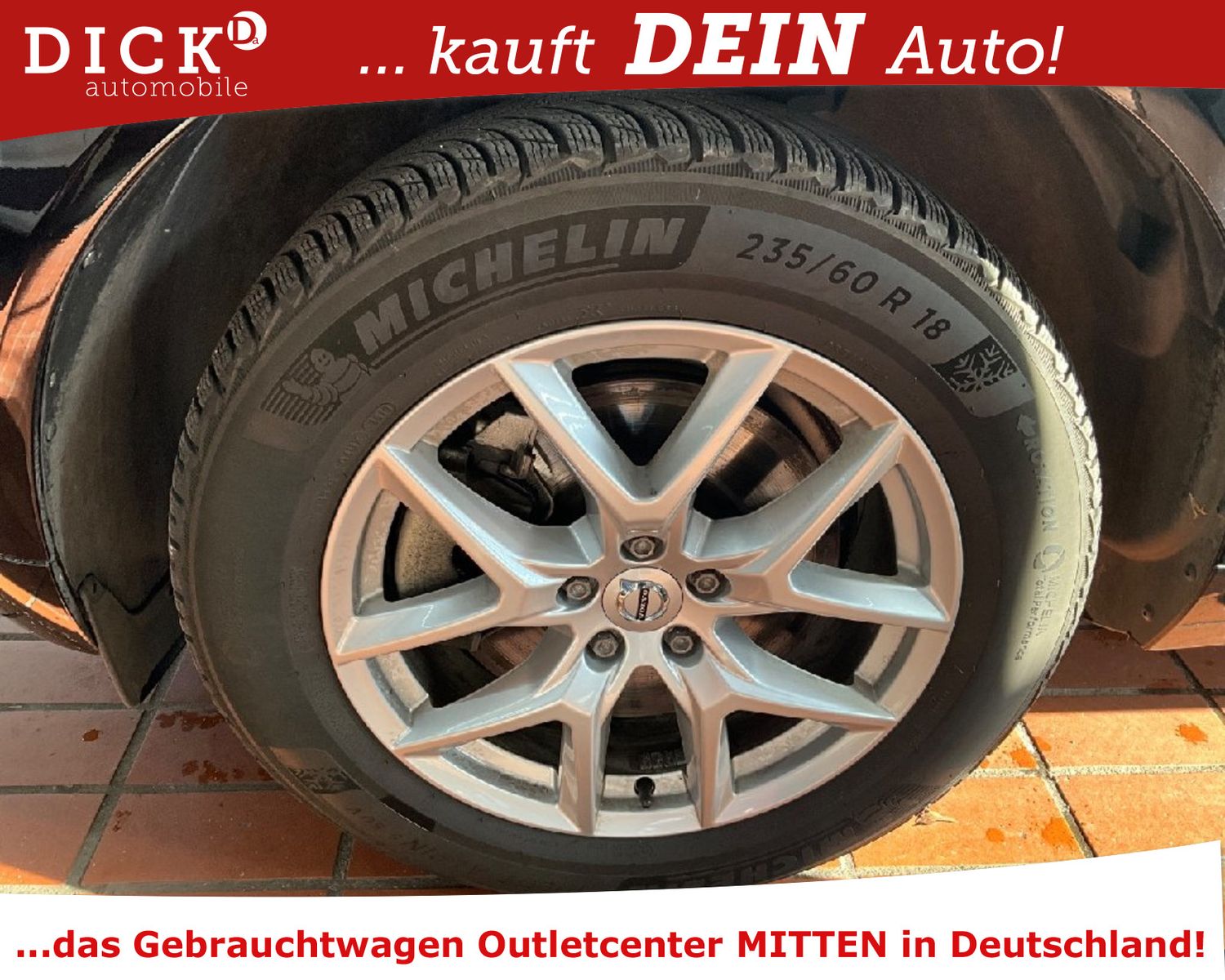 Fahrzeugabbildung Volvo XC60 T8 Hyb AWD HUD/B&W/PANO/SHZ/AHK/360°/8Fa