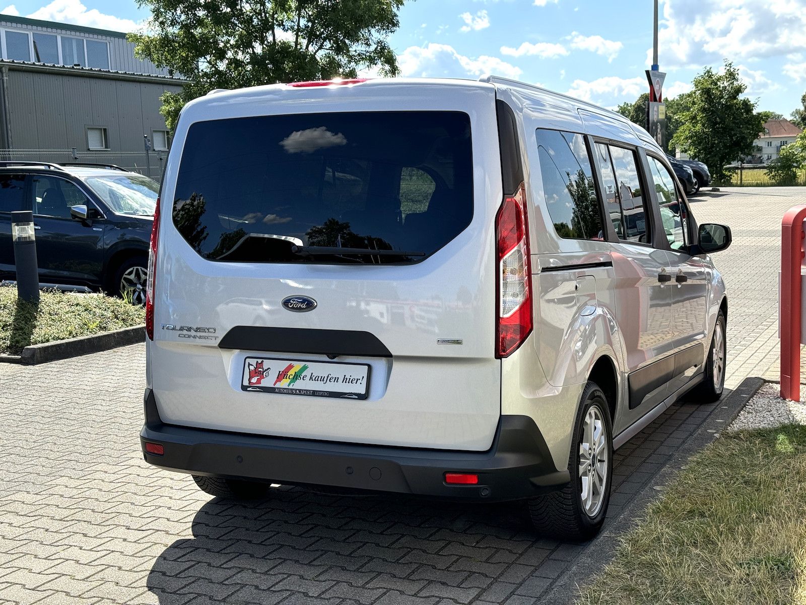 Fahrzeugabbildung Ford Grand Tourneo Connect 1.5 TDCi /7-Sitze/Navi/Shz