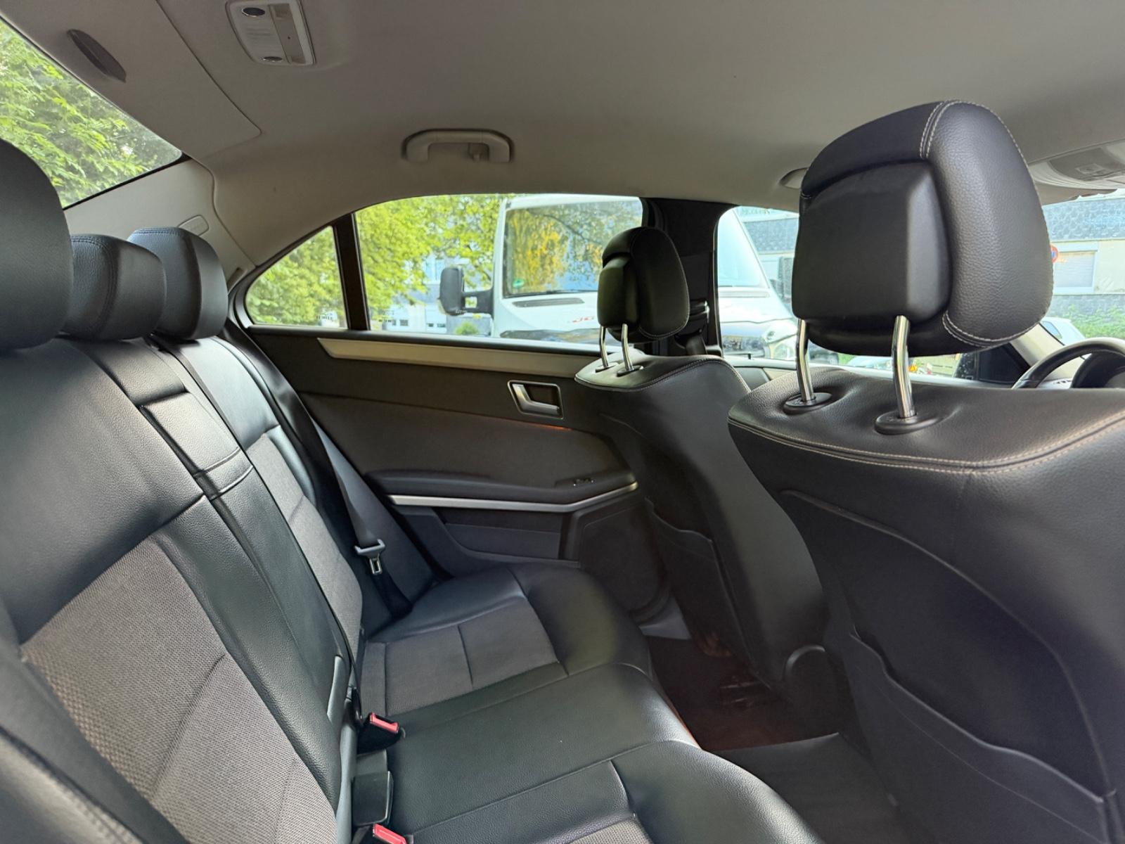 Mercedes-Benz E 300* BlueTec Hybrid