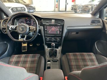 Volkswagen Golf GTI *SPORT-FAHRWERK*NAVI*ACC*PERFORMANCE*