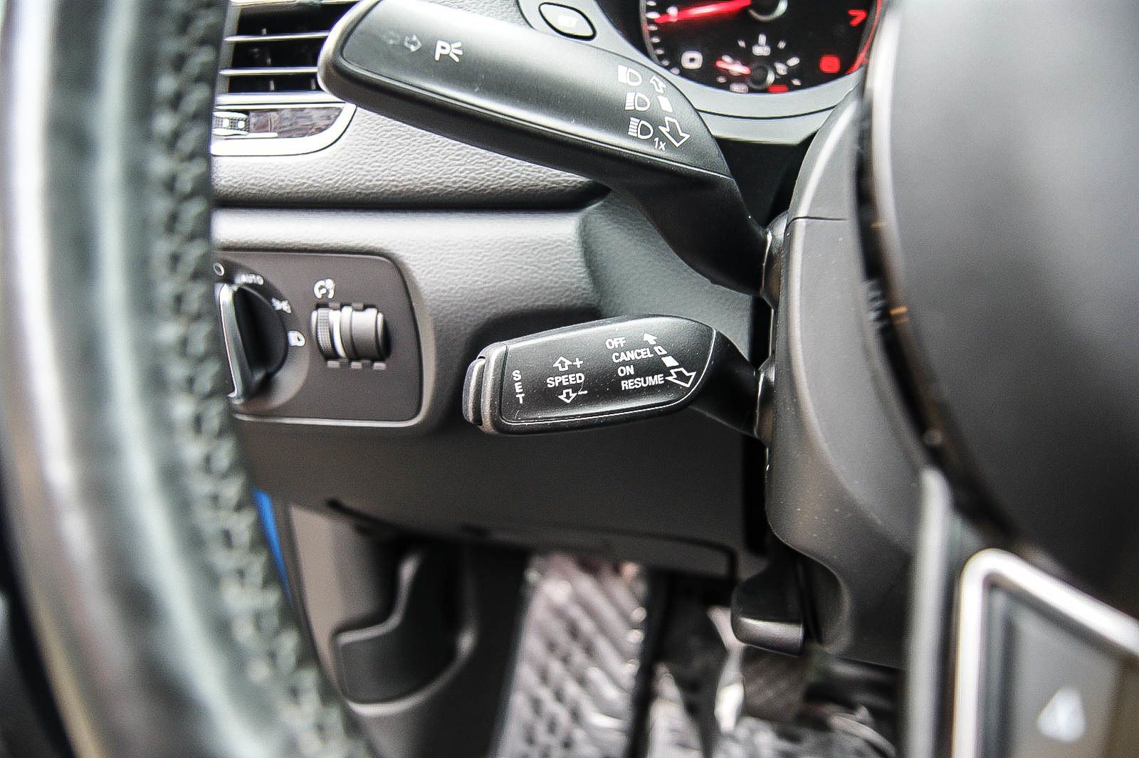 Fahrzeugabbildung Audi Q3 14 TFSI S-LINE PANORAMA LED KAMERA MMI 1.HAND