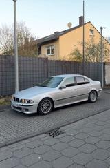 BMW E39 323i AHK*PDC*LEDER*NAVI*XENON - BMW 323 in Bonn