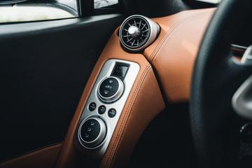 2012 Mclaren MP4-12C 缩略图 14