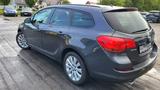 Opel Astra J Sports Tourer Design Edition - Opel Astra aus 2011: Sports Tourer