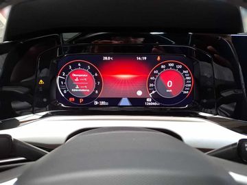 Volkswagen Golf - 10