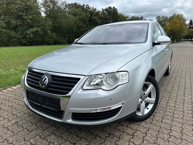 Volkswagen Passat Lim. Comfortline Automatik wenig km