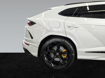 2018 Lamborghini URUS — миниатюра 11